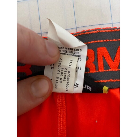 Boys XL Shorts Under Armour Orange Athletic Pockets Lightweight Cargo - Picture 10 of 10